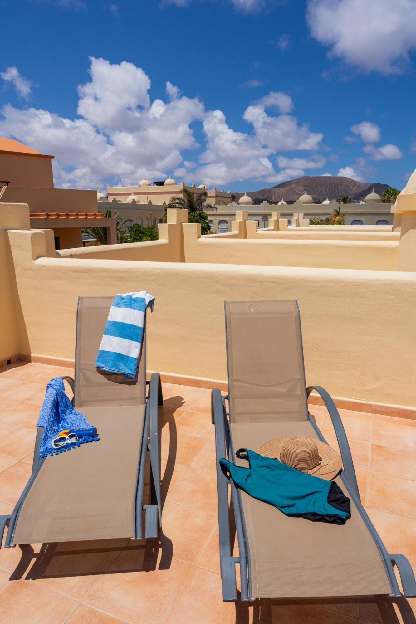 Villas Y Apartamentos El Sultan كوراليهو المظهر الخارجي الصورة