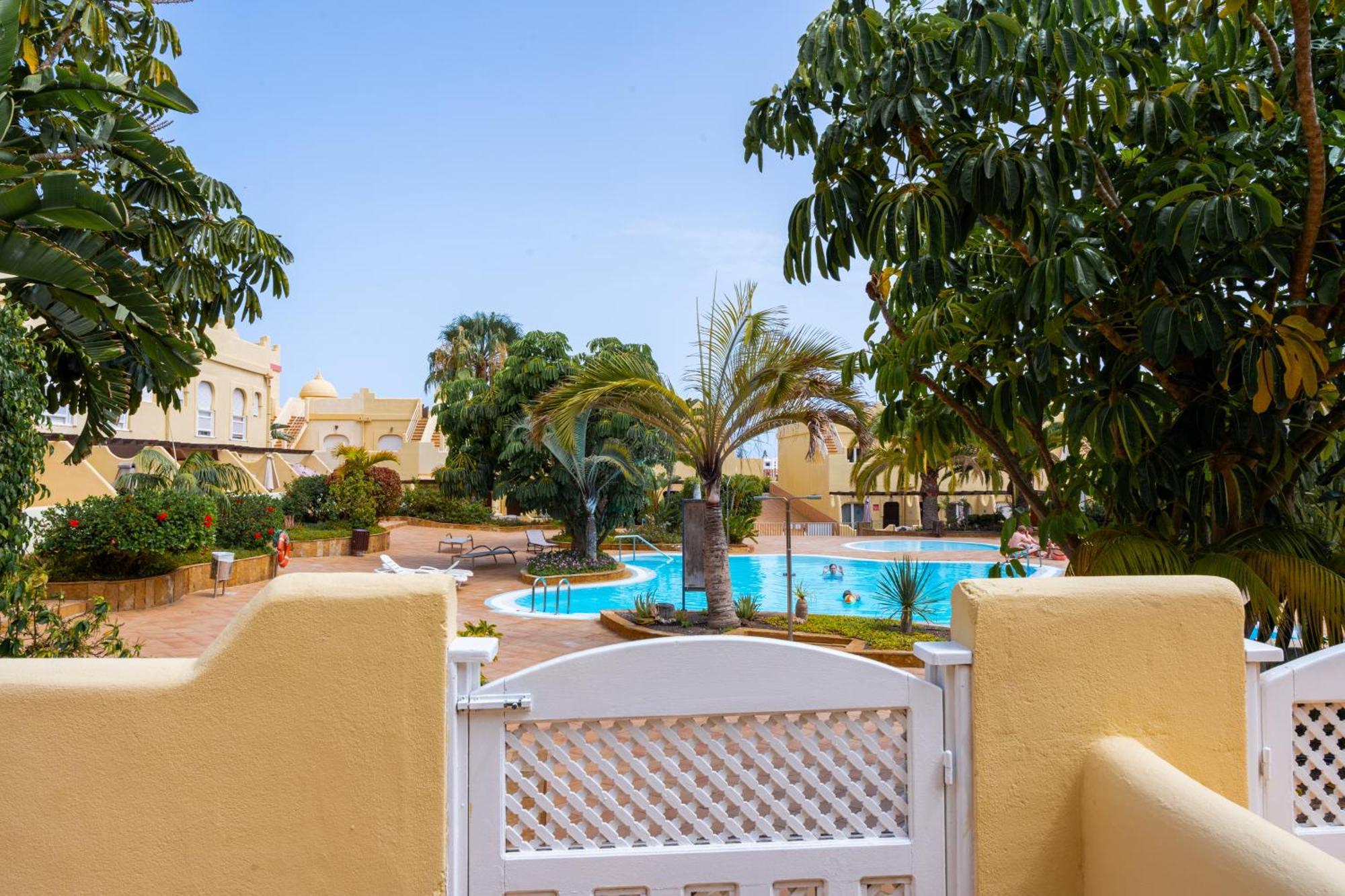 Villas Y Apartamentos El Sultan كوراليهو المظهر الخارجي الصورة