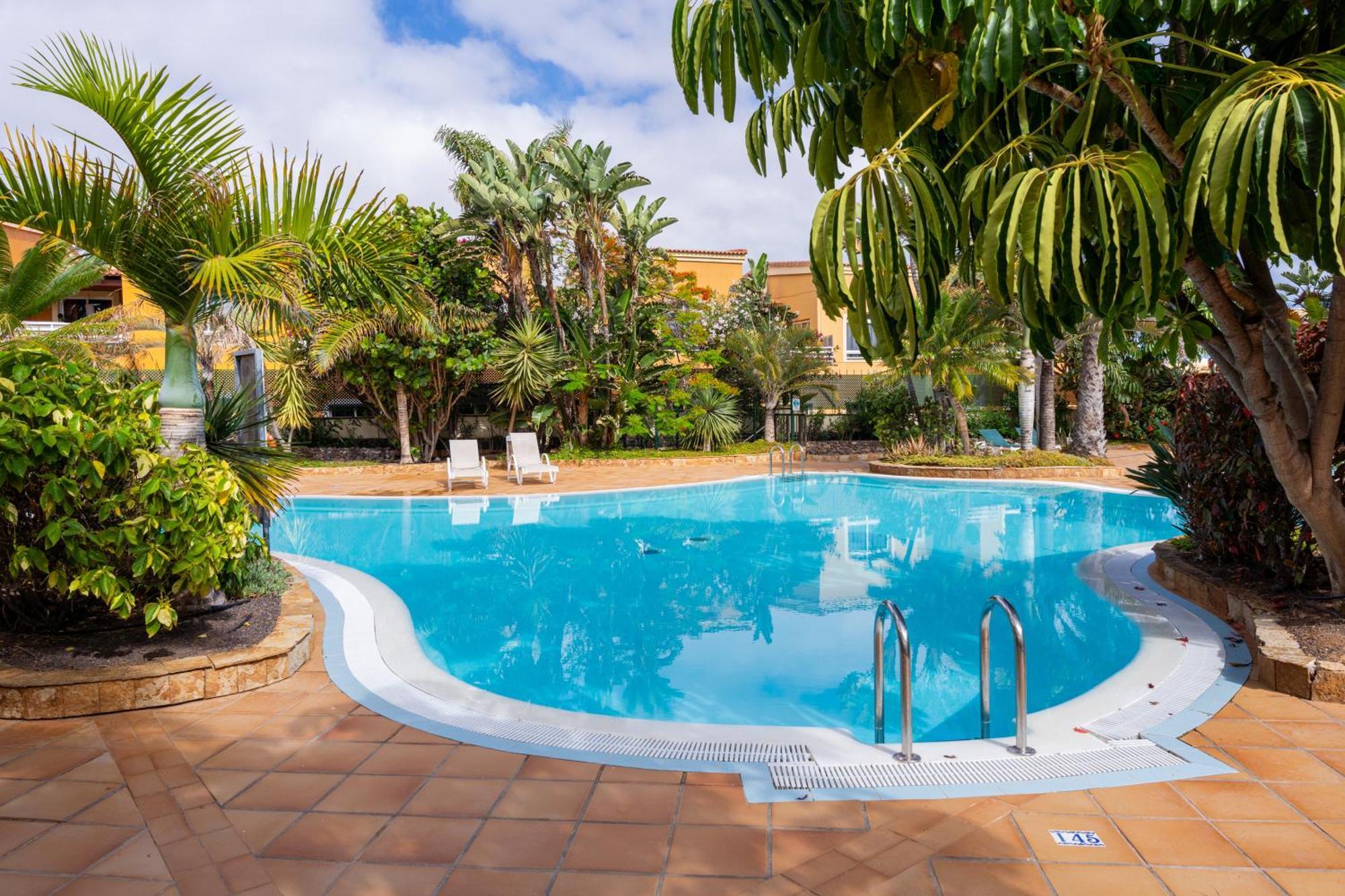Villas Y Apartamentos El Sultan كوراليهو المظهر الخارجي الصورة